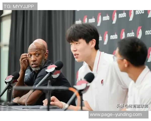 比卢普斯耐心指导杨瀚森学习与成长并重的篮球之路